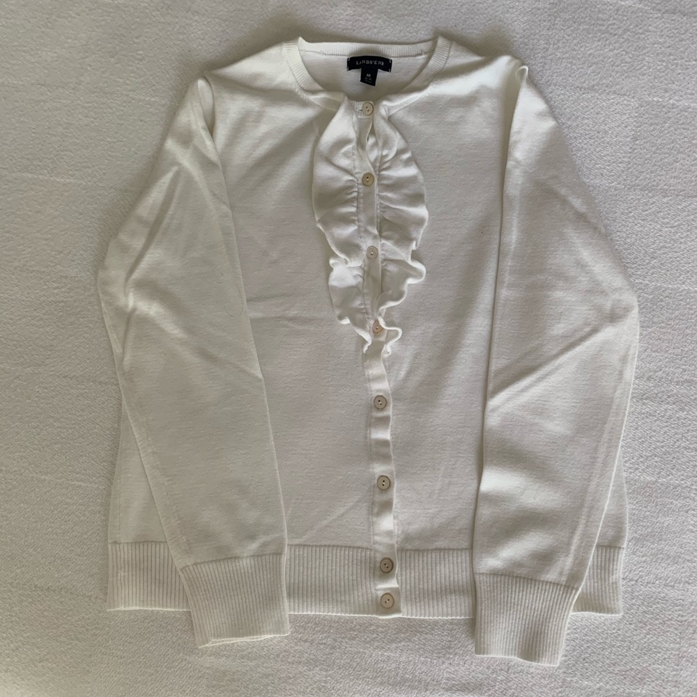 LE White Cardigan Ruffles Med.